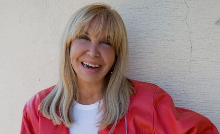  Wilma Goich incide e canta Le Cose insieme a Francesco Rapetti