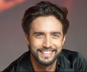 Alex Belli - attore - voice over Benvenute a bordo