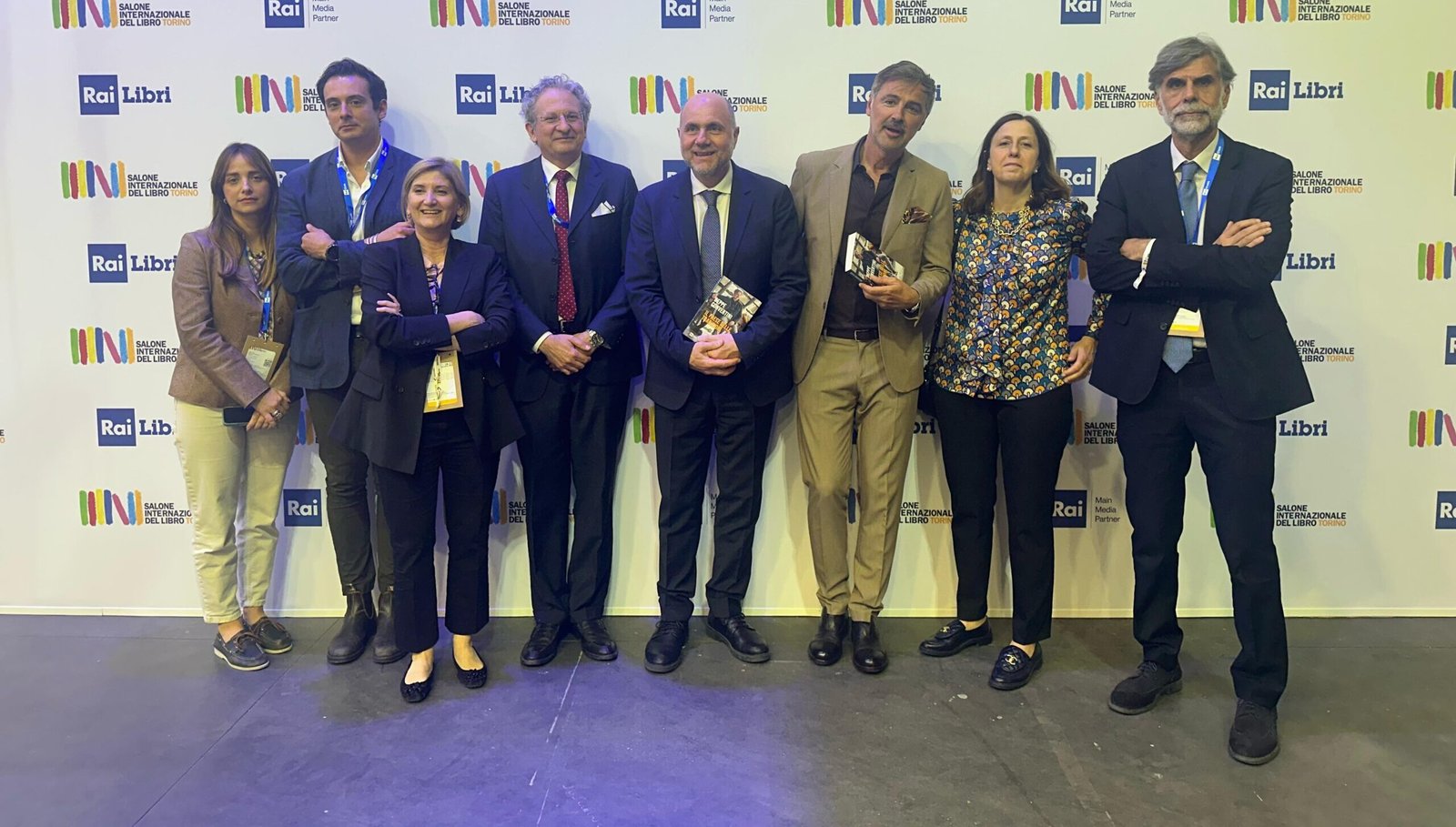Beppe Convertini porta la magia dei borghi italiani al Salone del Libro