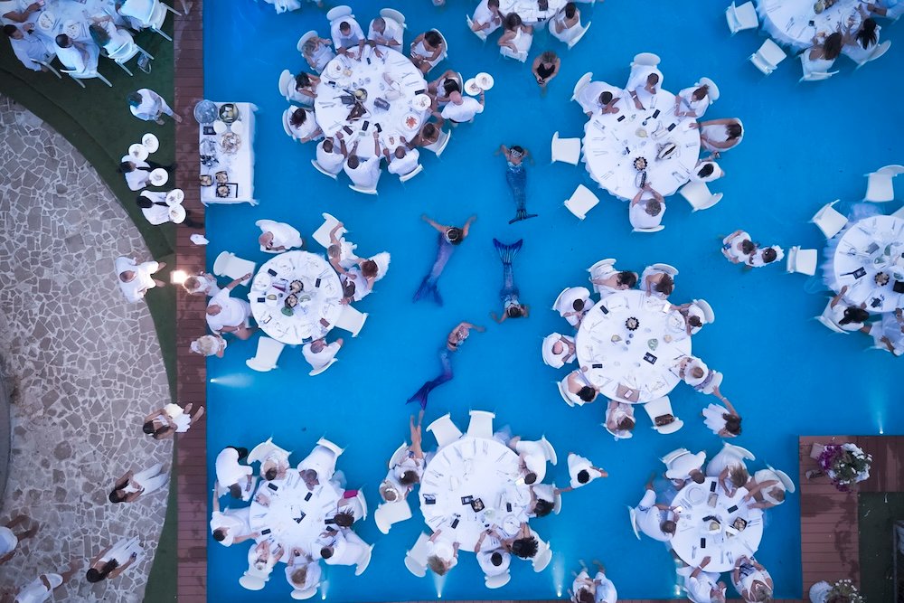 Paolo Renis incanta Milano con il White Dinner Water Show
