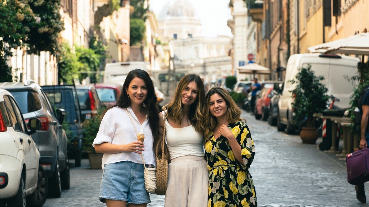 L’aperitivo diventa offline: la svolta di Gen Z e Millennial